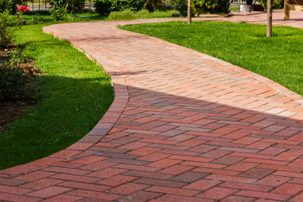 Best Commercial Driveway Pavers  in Mapleton, ND